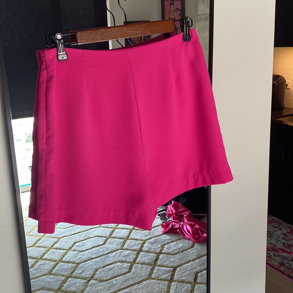 Hot Pink High Waisted Skort Size Medium - Picture 3 of 11